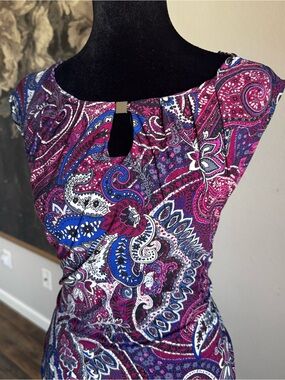 Kasper Pink Purple Paisley Keyhole Sleeveless Top